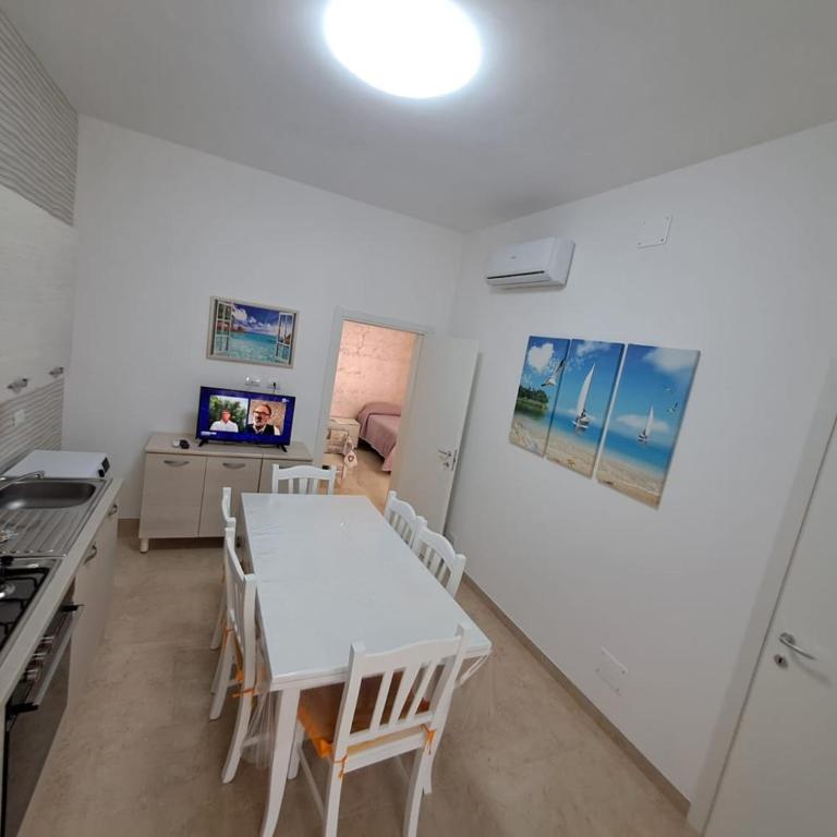 Villa Lory - Torre Lapillo - 300 mt dalla spiaggia - Casa con 1 Camera da Letto - 7