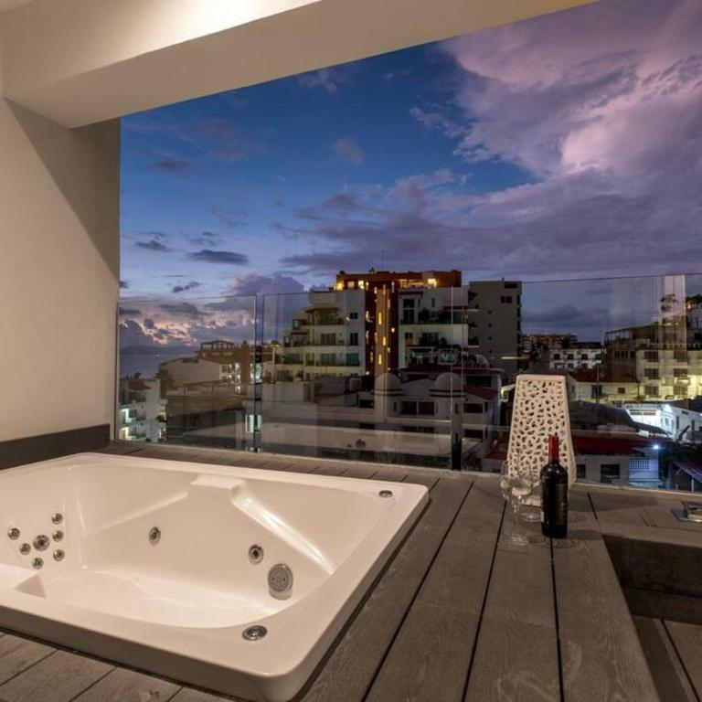 DTerrace Luxe 2bd 2ba Romantic Zone Los Muertos Beach and Pier - Apartamento de 2 dormitorios con balcón y vistas al mar - 26