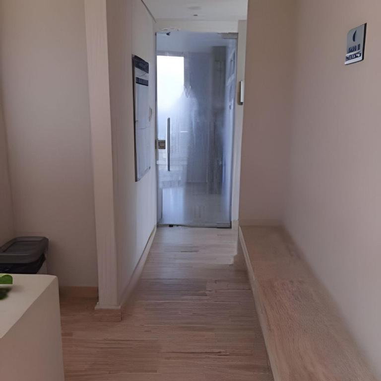 2 Bedrooms Jacuzzi and Sea View. Beach Front - Two-Bedroom Apartment - 38