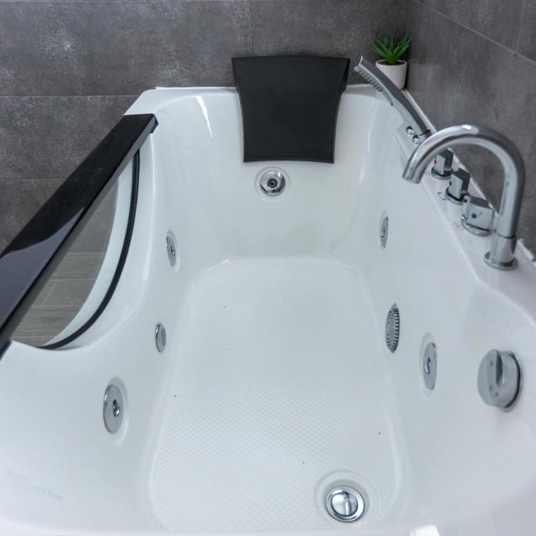 Lola Suite Lajares iRent Fuerteventura - Suite Junior - 10