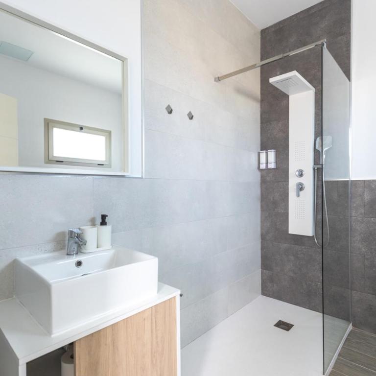 Lola Suite Lajares iRent Fuerteventura - Suite Junior - 12