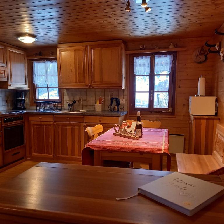 Wohnung mit schöner Sicht auf Bergpanorama und übers Tal - Apartment mit 1 Schlafzimmer - 16
