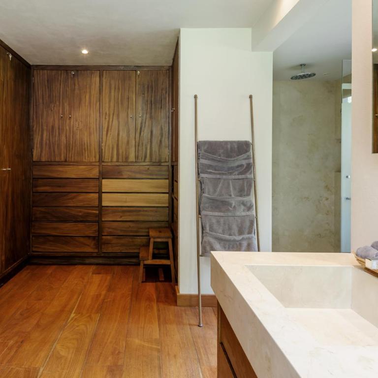 El Salto, Luxury Ranch with Lake View - Villa - 14