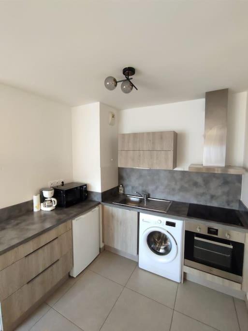 Appartement neuf Piscine - Apartamento de 1 dormitorio - 10
