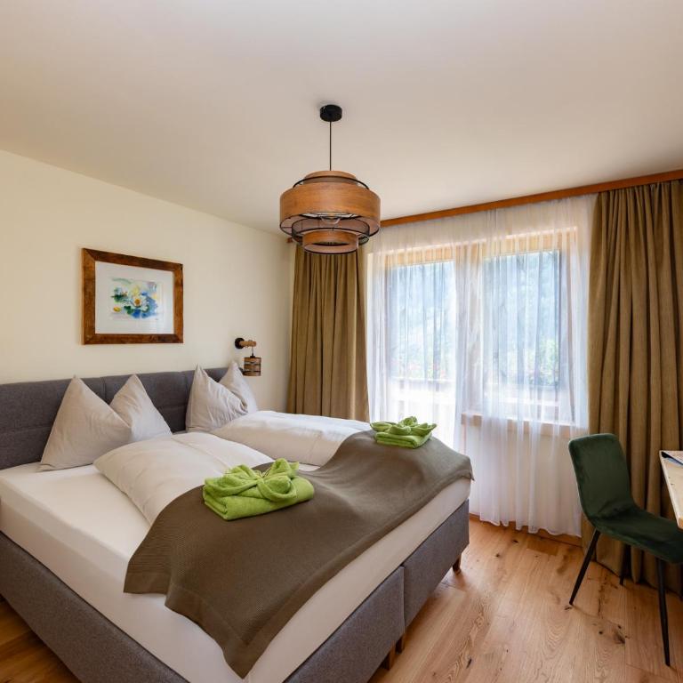 Landhaus Königsreiner - Familienzimmer mit Balkon - 5
