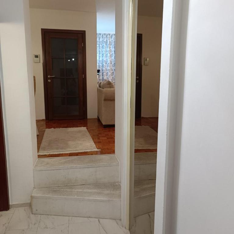 Ašik Apartman - Three-Bedroom Apartment - 24