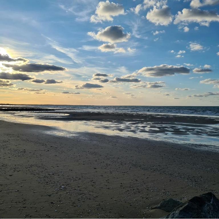 Cabourg Emeraude 2 étoiles plage et thalasso 100m parking gratuit - One-Bedroom Apartment - 13