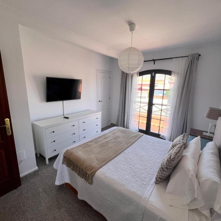 Villa Bajo El Mar - Three-Bedroom Villa - 17
