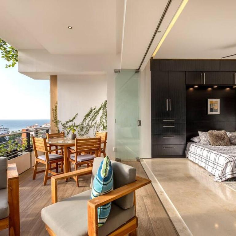 New! Luxury 2bd 2ba Romantic Zone Largest Pool in PV Sea View Balcony - Apartamento de 2 dormitorios con balcón y vistas al mar - 84