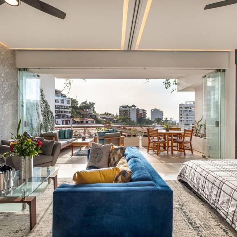 New! Luxury 2bd 2ba Romantic Zone Largest Pool in PV Sea View Balcony - Apartamento de 2 dormitorios con balcón y vistas al mar - 81