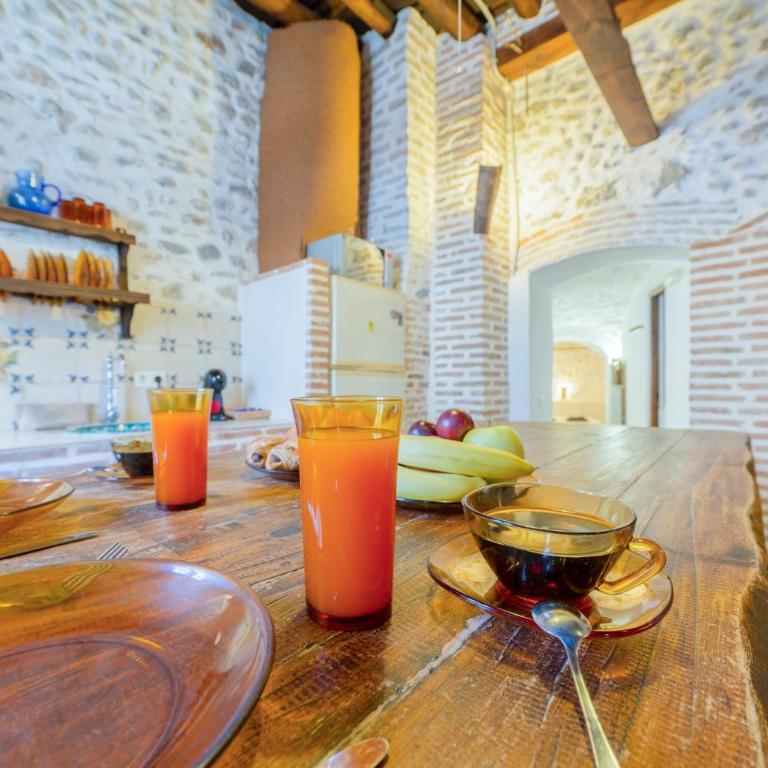 TrendyHomes Alhambra Cueva - Two-Bedroom Apartment - 8