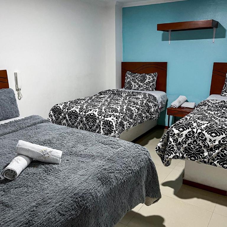 Hotel Casa Baquero - Habitación Doble con baño privado - 5
