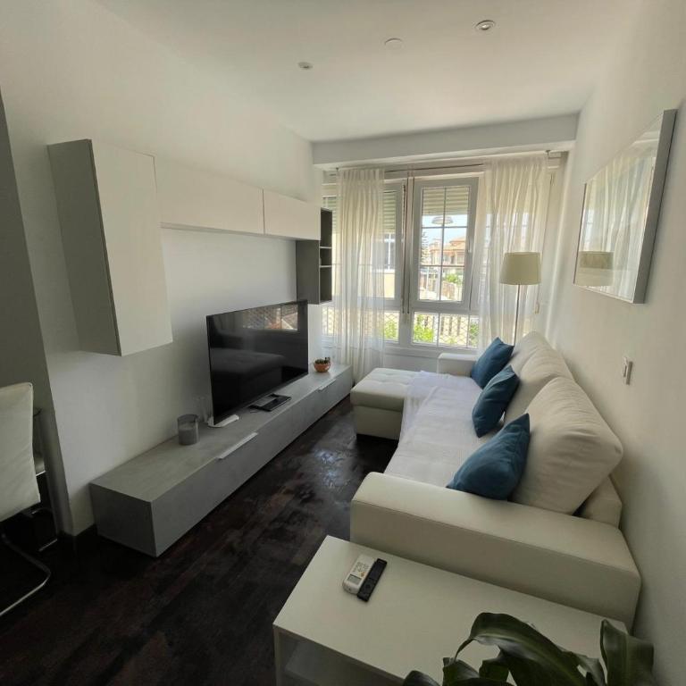 Apartamento 4 HOME SUITES ALMERÍA - Apartamento de 1 dormitorio - 4