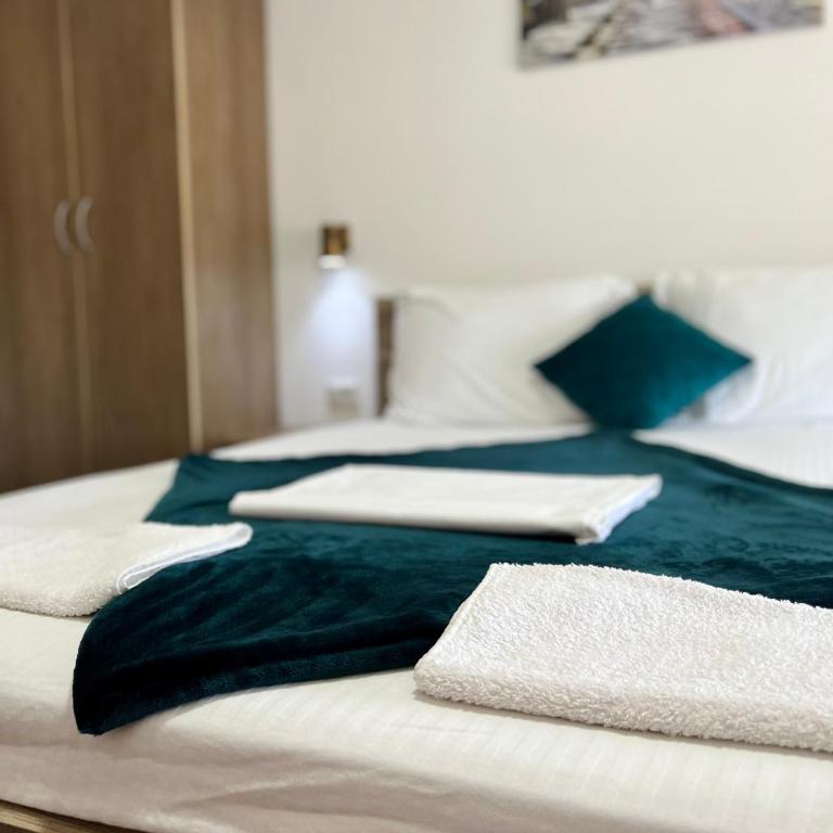 Apartmani Juković - Apartment mit Terrasse - 5