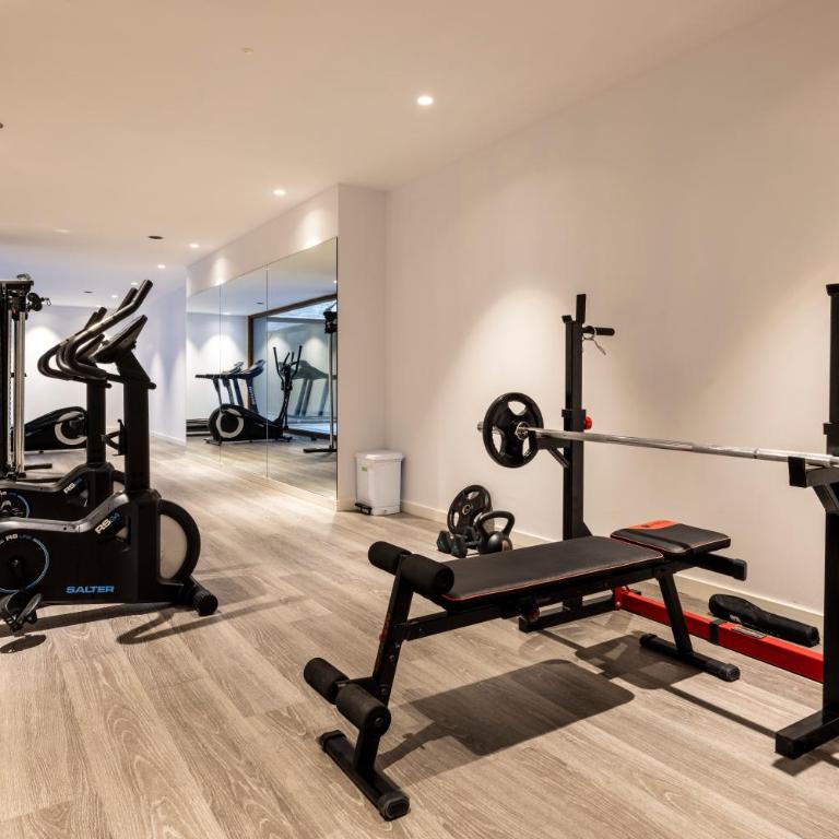 Un diamante de montaña l A Pie De Pistas - Gimnasio - Sauna - Piscina l 8Pax l by BonesVacances - Three-Bedroom Apartment - 57