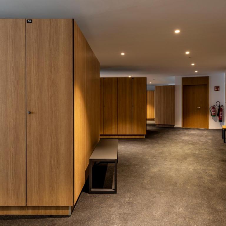 Un diamante de montaña l A Pie De Pistas - Gimnasio - Sauna - Piscina l 8Pax l by BonesVacances - Three-Bedroom Apartment - 59