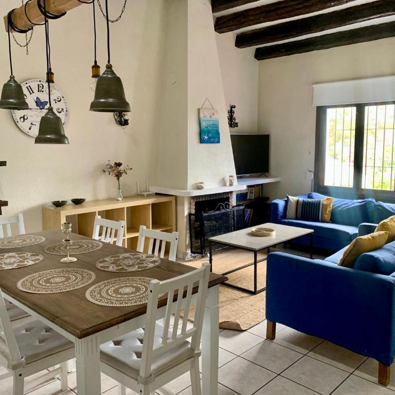 Casa Mila - Three-Bedroom House - 3
