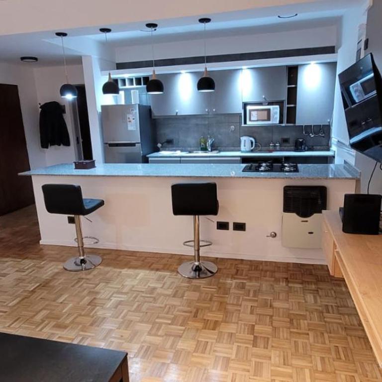 Departamento en PEATONAL con SEGURIDAD privada 24hs - Apartamento de 1 dormitorio - 5
