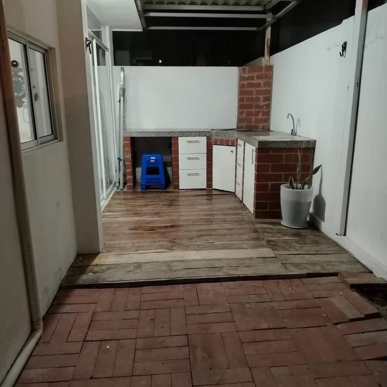 Casa familiar cerca a la playa - Three-Bedroom House - 15