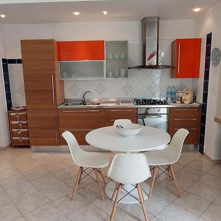 Casa Vacanze - VIOLA HOUSE by La Casa di Viola - Marsala - Two-Bedroom House - 1
