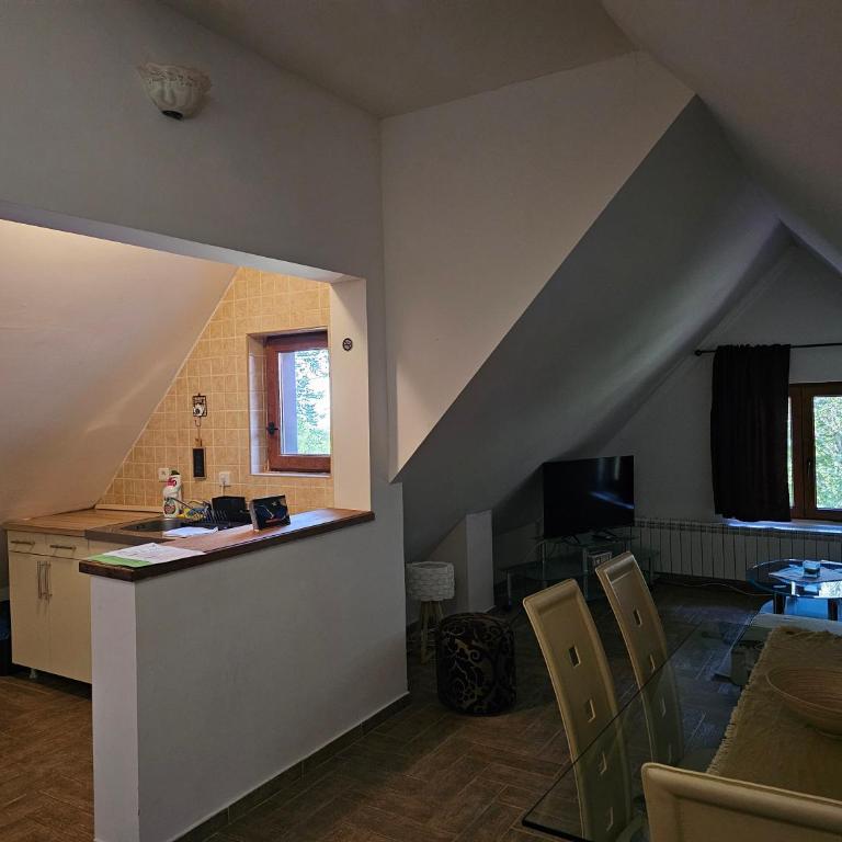 Gorska Vila Apartments - Loft - 8
