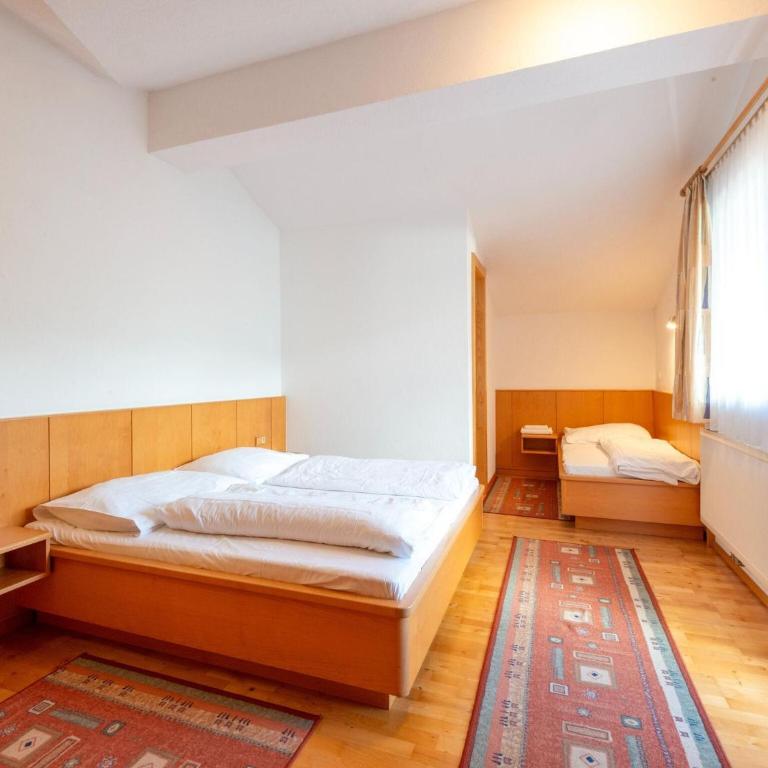 Mountain apartment with balcony for families - Ferienhaus mit 2 Schlafzimmern - 2