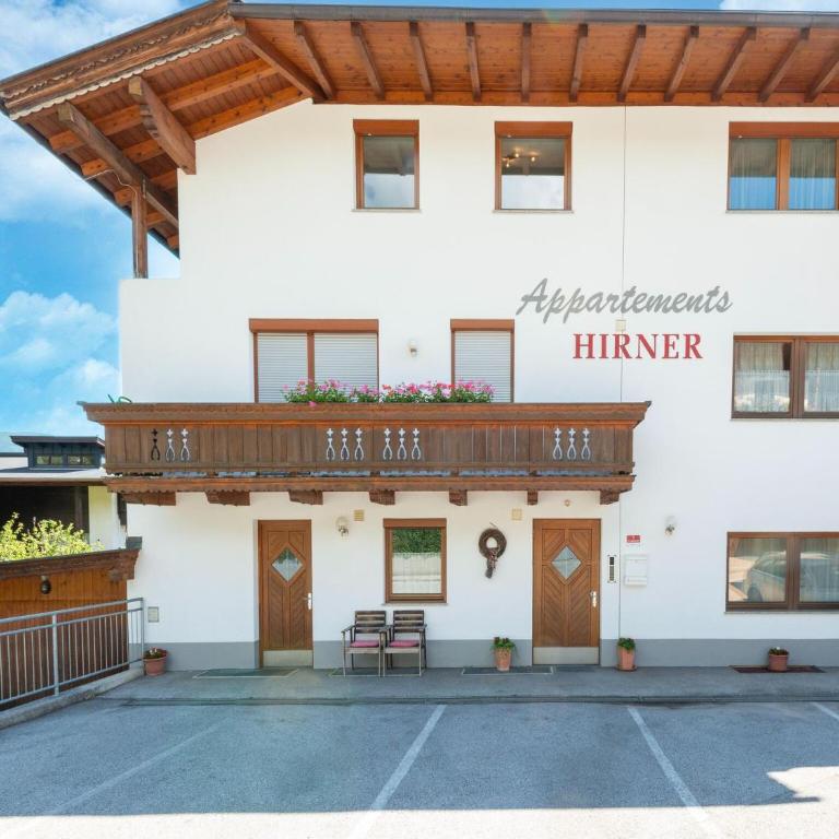 Mountain apartment with balcony for families - Ferienhaus mit 2 Schlafzimmern - 1