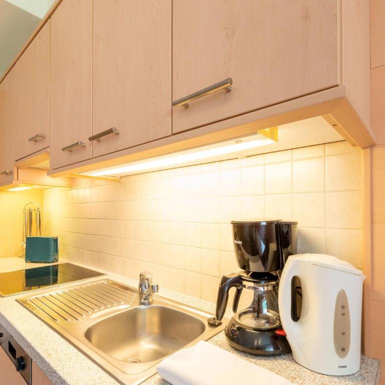 Mountain apartment with balcony for families - Ferienhaus mit 2 Schlafzimmern - 12