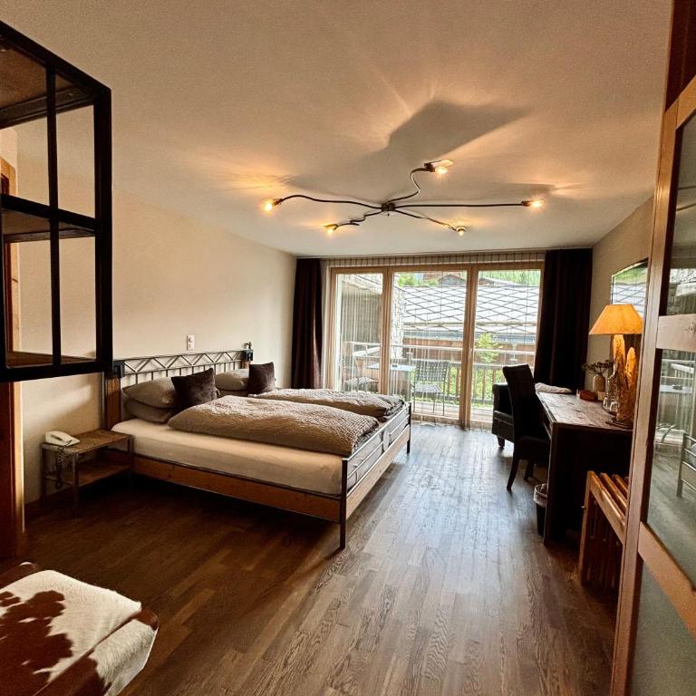 Alpenlodge - Familienzimmer mit Matterhornblick - 1