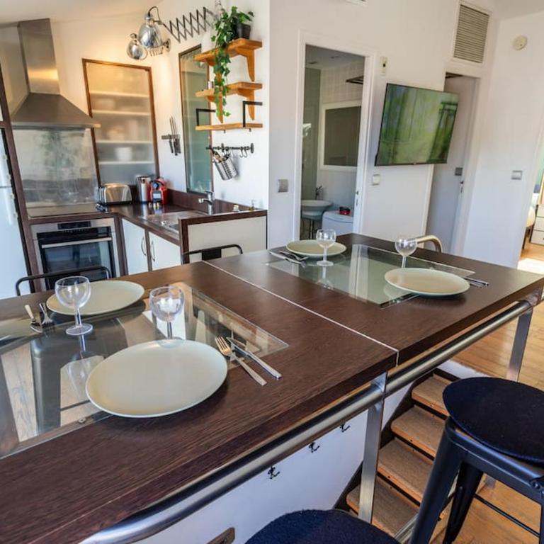 Roof Top in Center of Toulouse-Free Parking- - Two-Bedroom Apartment - 2