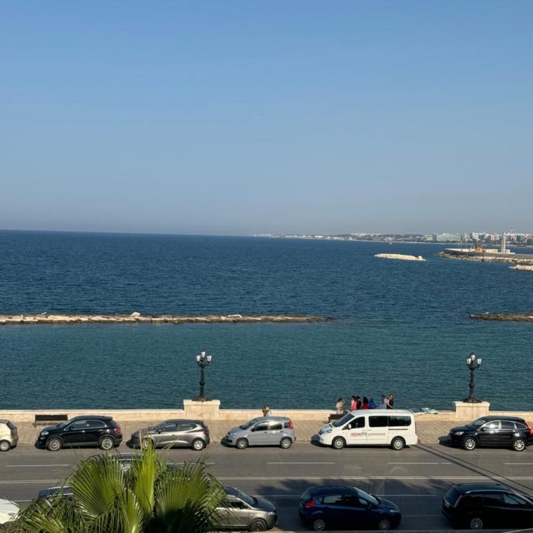 Altemura Suites - Camera Tripla con Vista Mare - 18