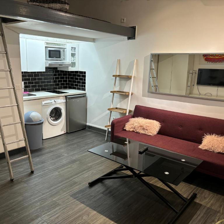 Place de la Bastille - One-Bedroom Apartment - 5