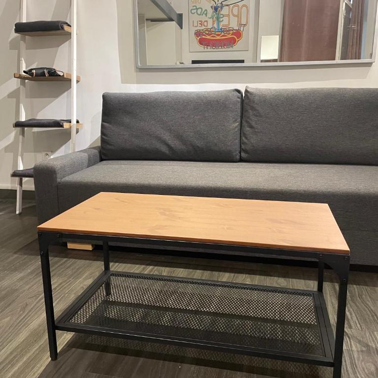 Place de la Bastille - One-Bedroom Apartment - 9