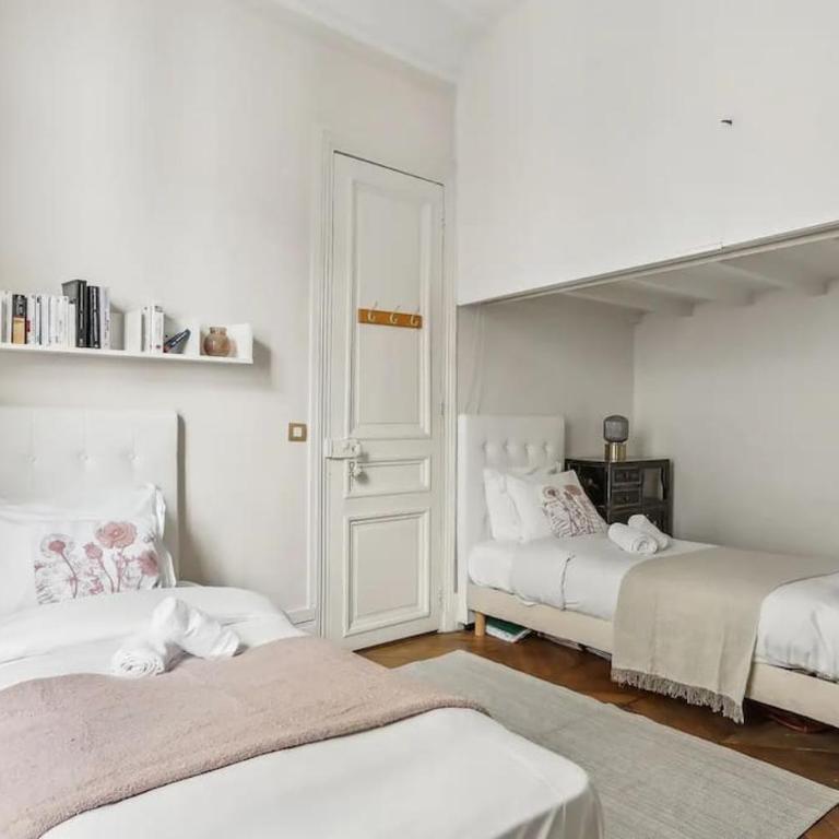 Elégant appartement parisien - Three-Bedroom Deluxe Apartment - 3