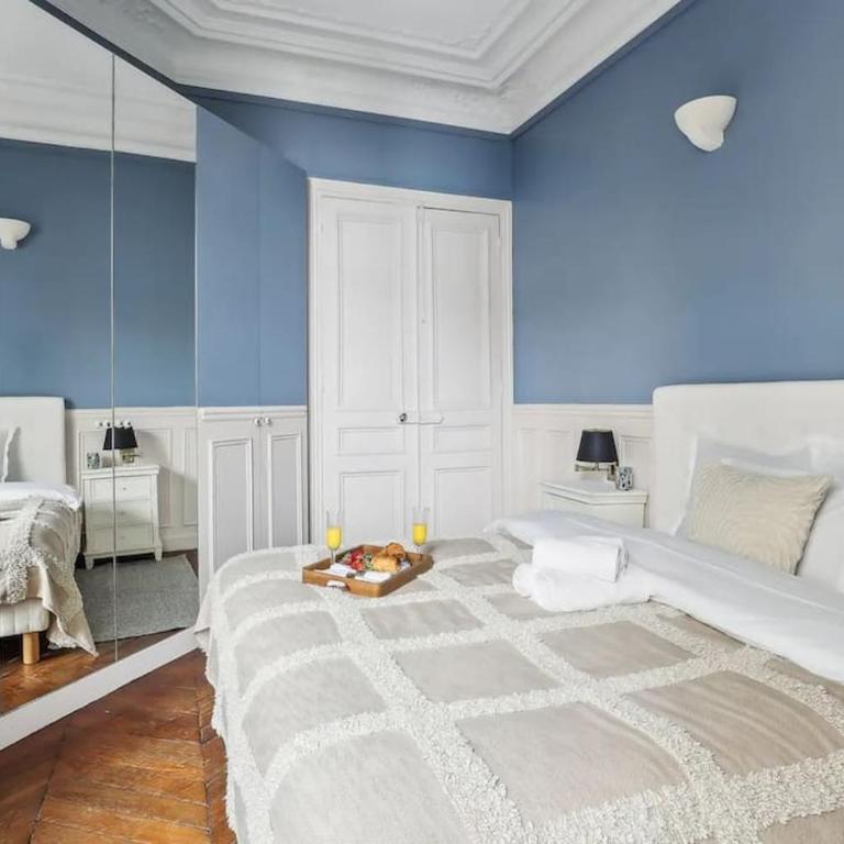 Elégant appartement parisien - Three-Bedroom Deluxe Apartment - 13