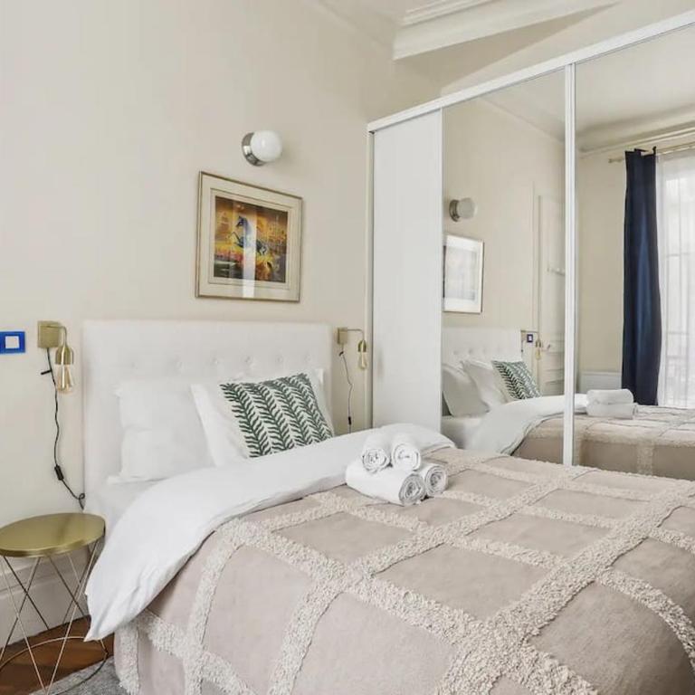 Elégant appartement parisien - Three-Bedroom Deluxe Apartment - 19