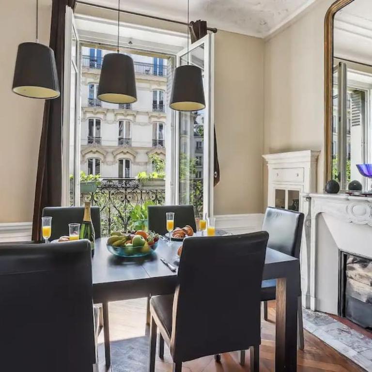 Elégant appartement parisien - Three-Bedroom Deluxe Apartment - 24