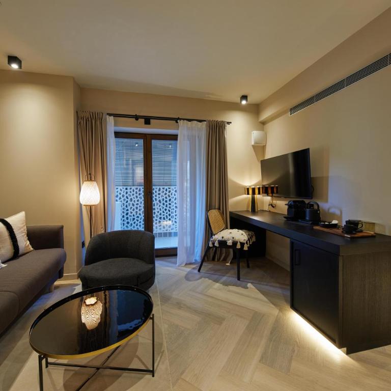 Belle Marivent Mediterranean Petit Hotel - Suite Junior con terraza - 2
