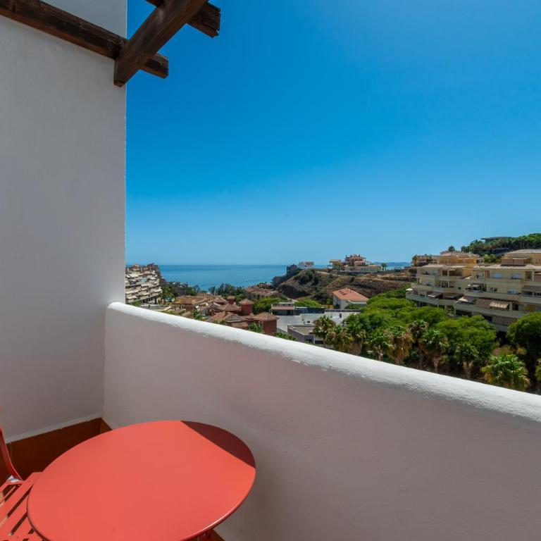 VB Quilla 3BR Duplex w Sea Views - Three-Bedroom Apartment - 14