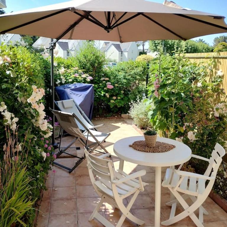 Appartement avec terrasse - One-Bedroom Apartment with Terrace - 1