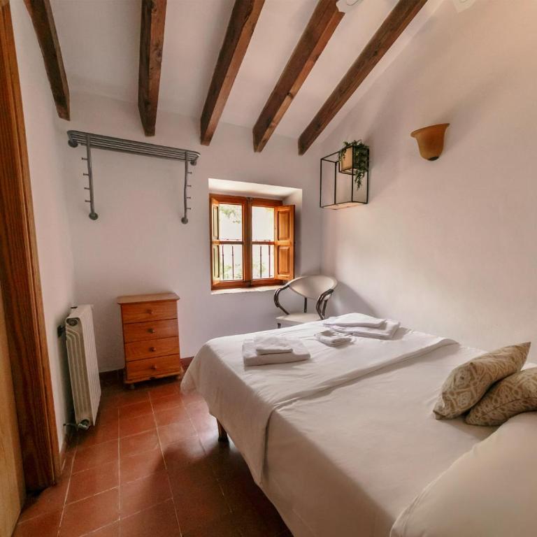 Petit Hotel Hostatgeria La Victoria - Habitación Doble Económica - 3