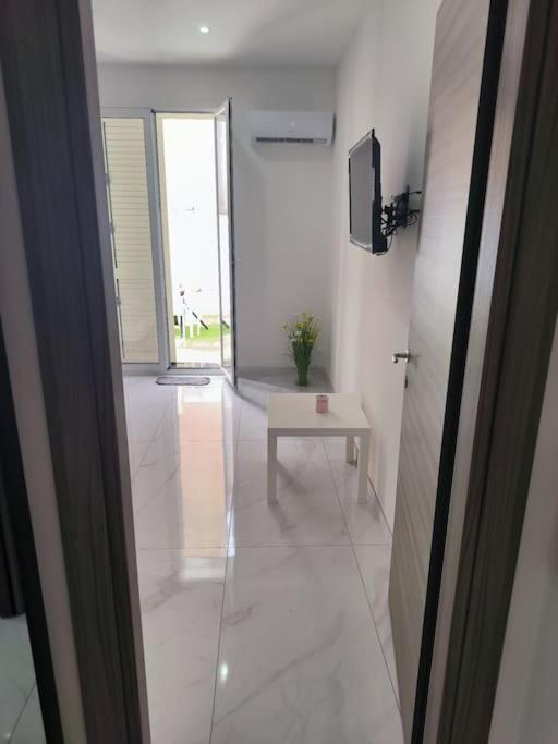 Blu Mare - Appartamento con 2 Camere da Letto - 7