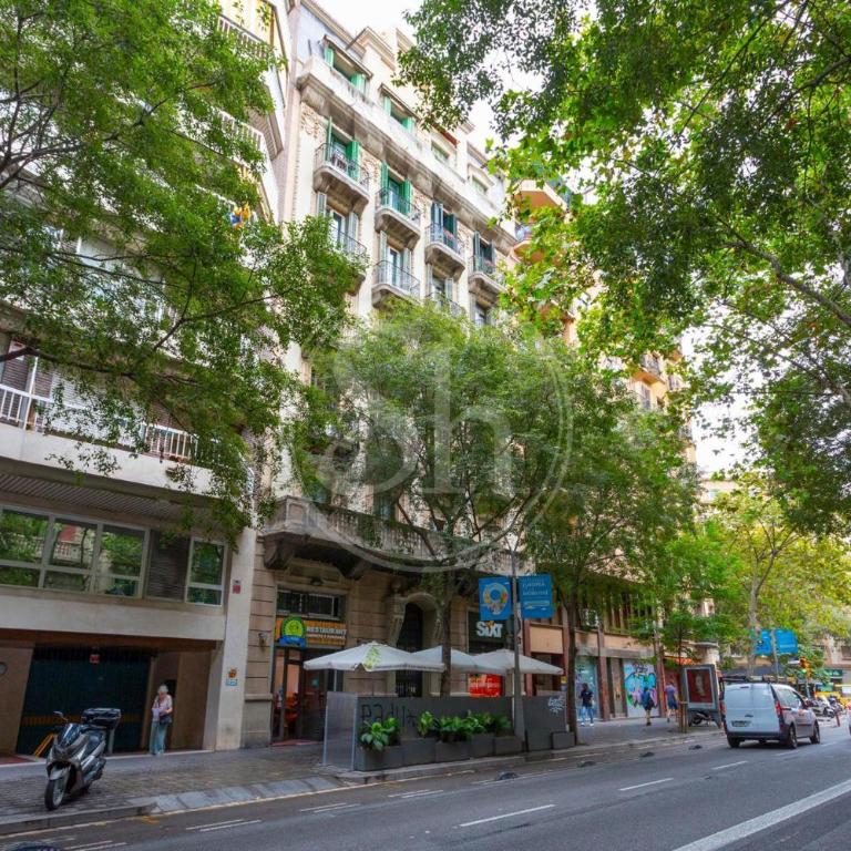 City center Eixample - Three-Bedroom Apartment - 28