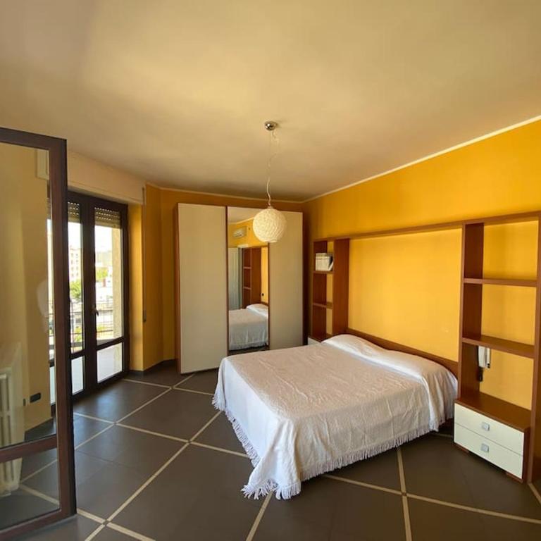 Moderna abitazione in centro - Appartamento con 3 Camere da Letto - 2
