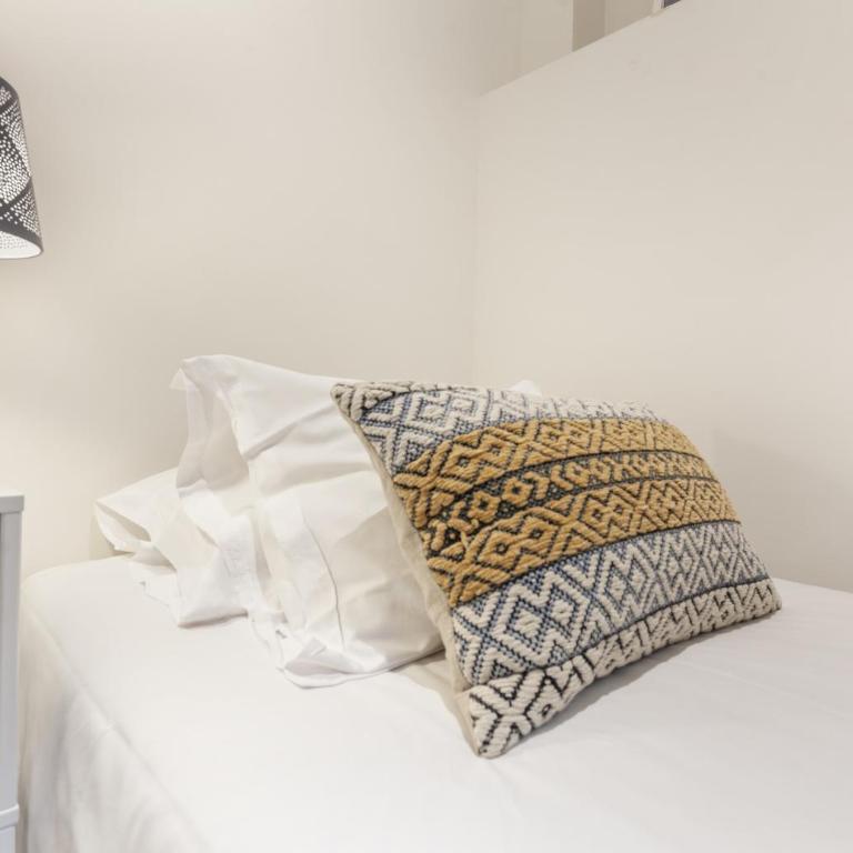 Universidad en Madrid - Two-Bedroom Apartment II - 10