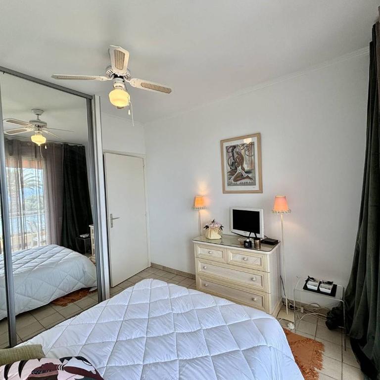 Appartement 2 pièces Le Versailles Ajaccio Sanguinaires - Appartement - Vue sur Mer - 9