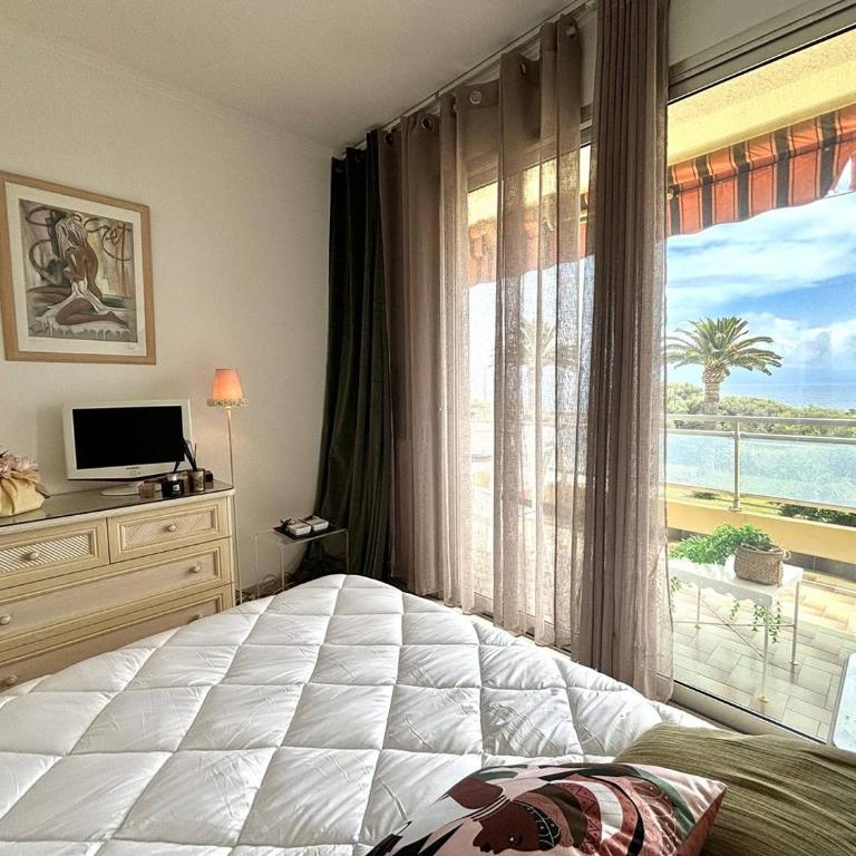 Appartement 2 pièces Le Versailles Ajaccio Sanguinaires - Appartement - Vue sur Mer - 10
