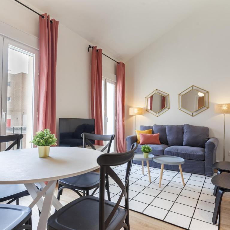 Universidad en Madrid - Two-Bedroom Apartment III - 5