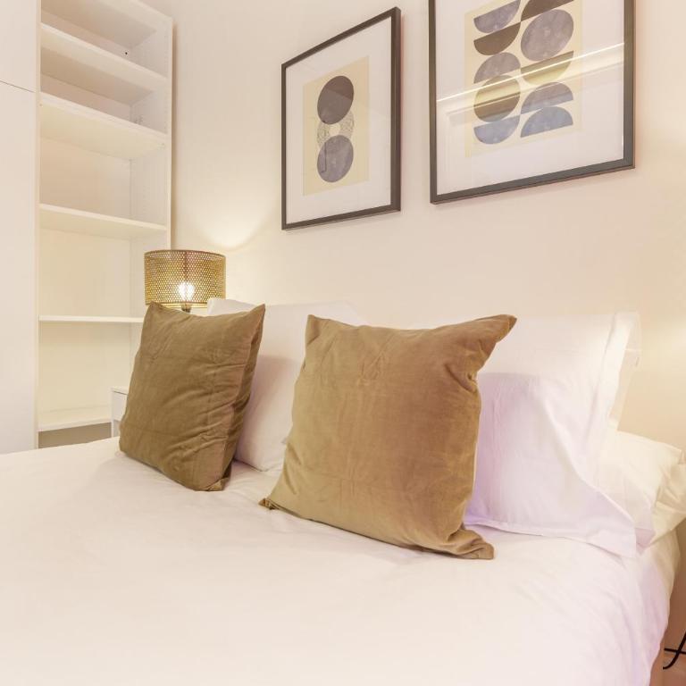 Universidad en Madrid - Two-Bedroom Apartment III - 11