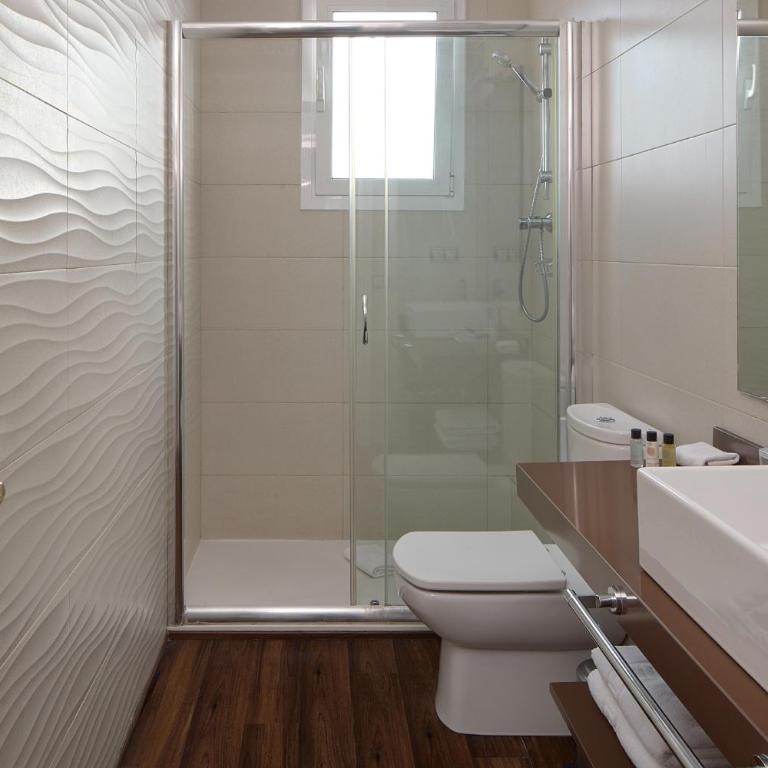Quartprimera Apartments - Three-Bedroom Penthouse with Terrace - 15